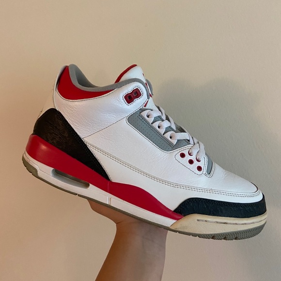 jordan 3s fire red